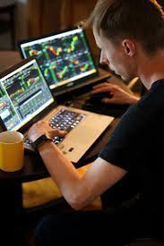 Educational Technologies for Aspiring Traders