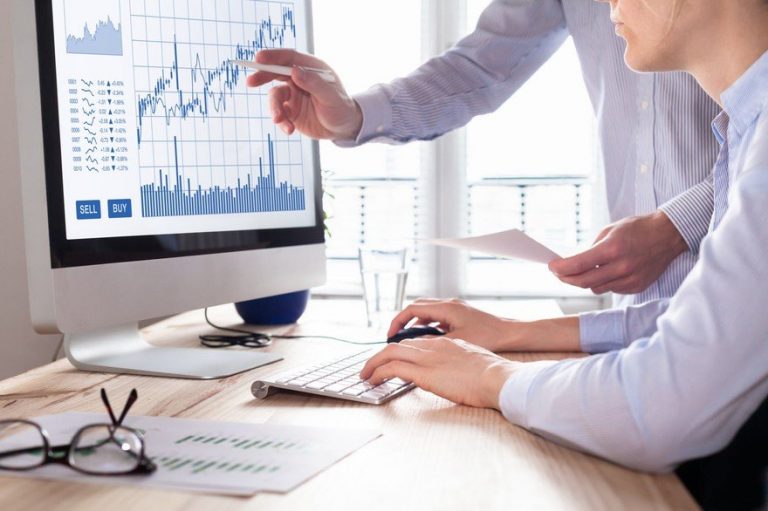 Utilizing Technical and Fundamental Analysis in Agricultural Stock Investments